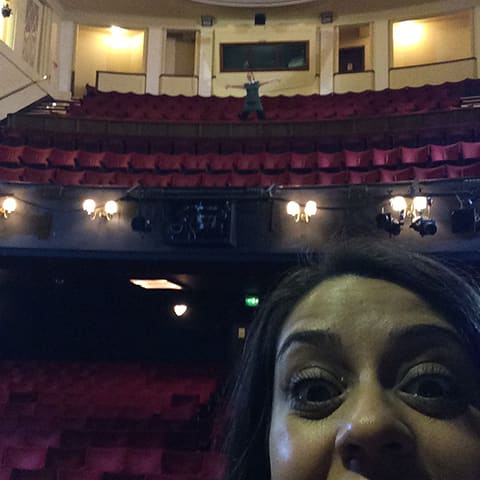 A Day in The Life Of The Play That Goes Wrong: Warm up A Day In The Life Of The Play That Goes Wrong: Warm up