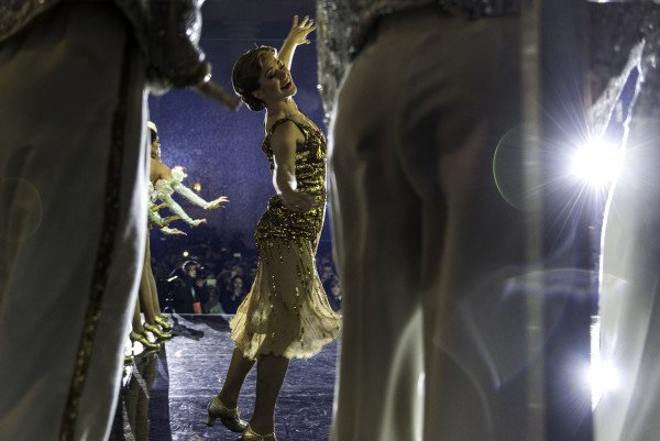 Clare Halse and the cast of 42nd Street (Photo: Timebased)