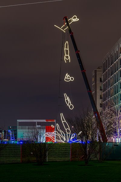 The Diver installation at London Lumiere 2016 (Photo: Matthew Andrews/VisitLondon.com)