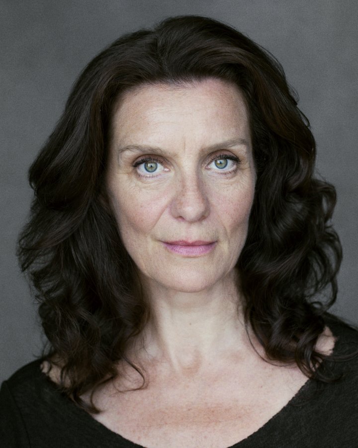 Vivien Parry will play Madame Thénardier in the Les Misérables cast