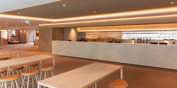 Bar Level 5 at the Royal Opera House (Photo: ROH/Luke Hayes)