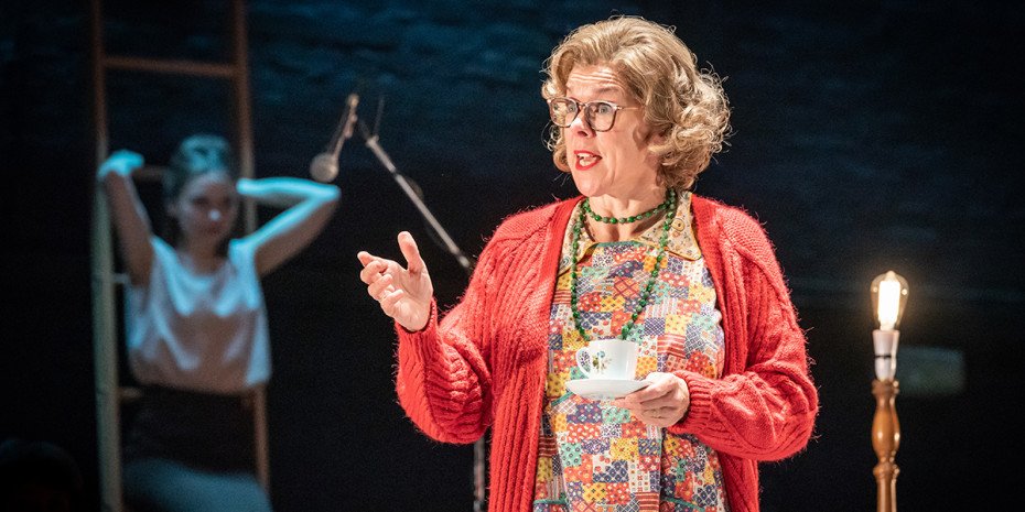 Janie Dee in Pinter Four. Photo credit: Marc Brenner