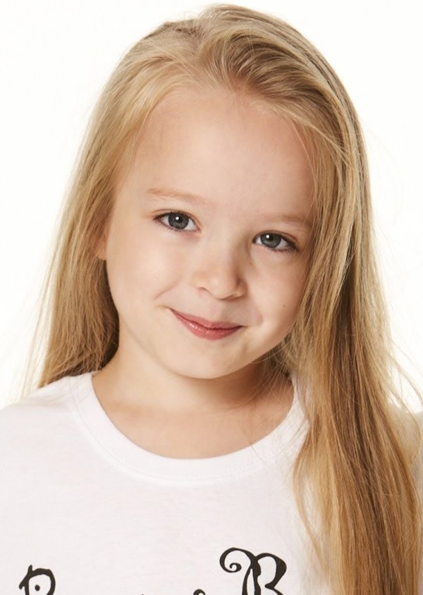 Arabella Duffy will play Lulu in Waitress