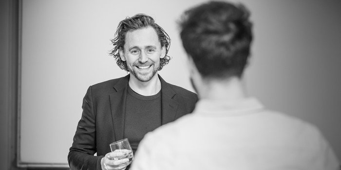 l-r Tom Hiddleston and Charlie Cox in rehearsal for 'Betrayal'. Photo credit Marc Brenner