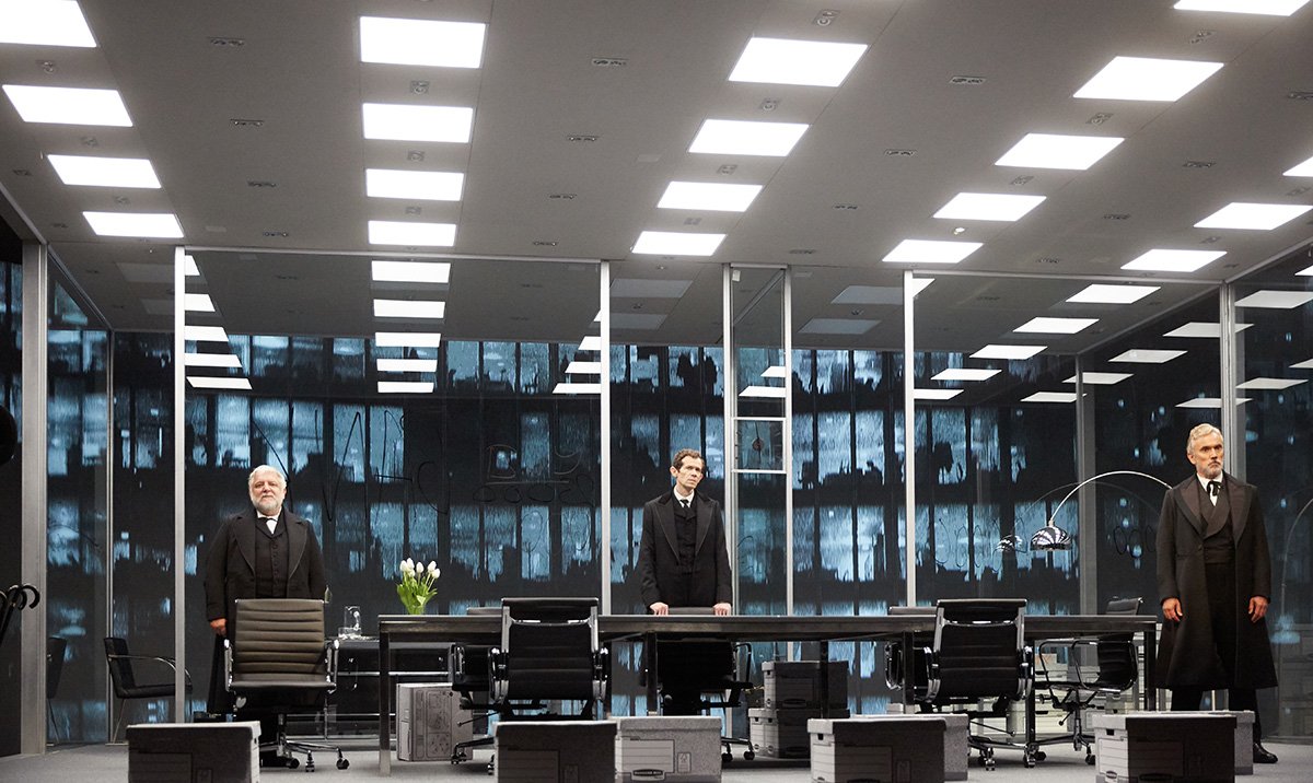 Es Devlin's set design in The Lehman Trilogy (Photo: Mark Douet)