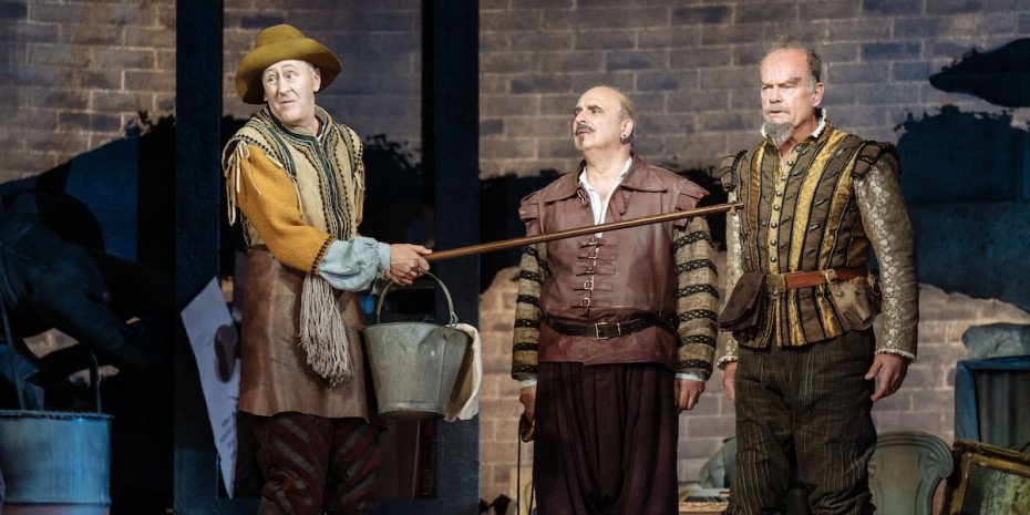 Kelsey Grammer, Nicholas Lindhurst and Peter Polycarpou in Man Of La Mancha by Manuel Harlan