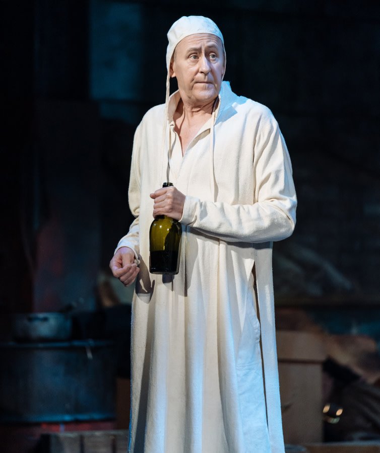 Nicholas Lyndhurst in Man Of La Mancha by Manuel Harlan