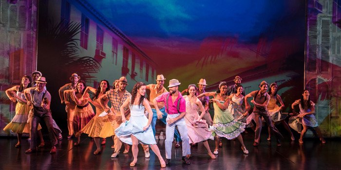 ON YOUR FEET. Philippa Stefani Gloria Estefan and Company. Photo Johan Persson 3 g01t80