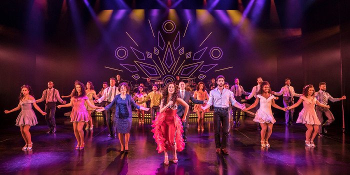 ON YOUR FEET. Philippa Stefani Gloria Estefan and Company. Photo Johan Persson 2 ivgbey