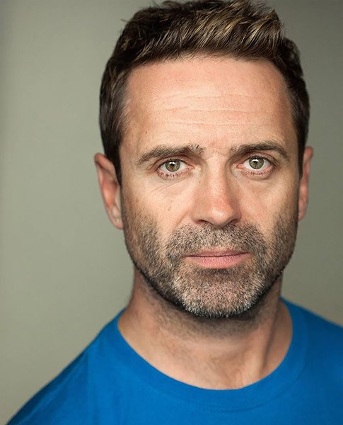 Phil Nichol headshot a8fib7