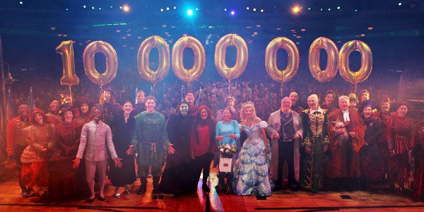 London Theatre News Today: The cast of Wicked celebrates their 10 millionth theatregoer