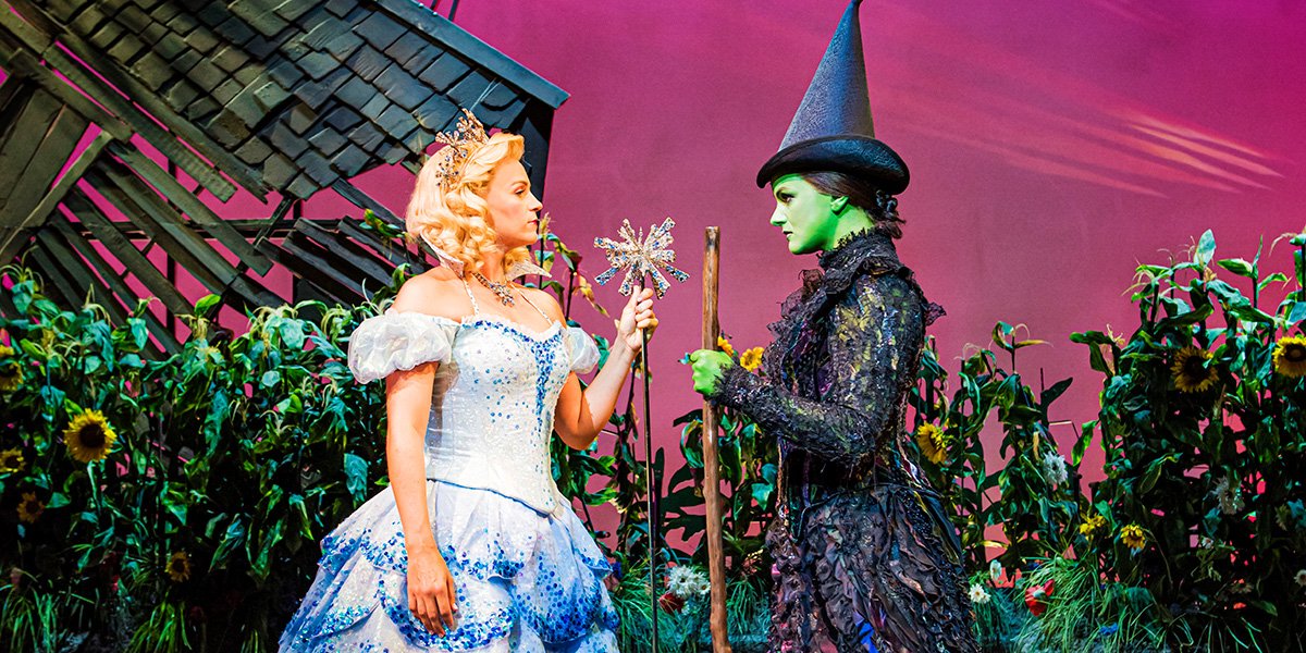 Helen Woolf Glinda and Nikki Bentley Elphaba Photo By Matt Crockett 9146 RT uhtuaa