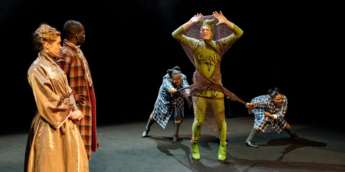 The company of Oscar Wilde's The Canterville Ghost at the Unicorn Theatre. Photo by Manuel Harlan.