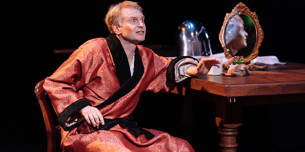 Paul McEwan in Oscar Wilde's The Canterville Ghost at the Unicorn Theatre. Photo by Manuel Harlan.