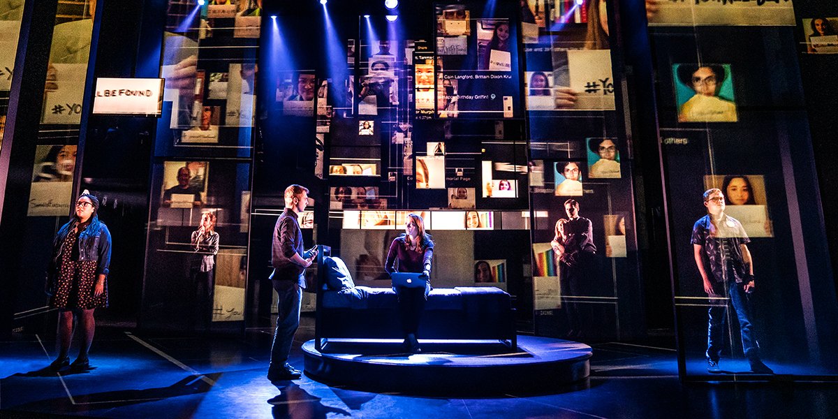 centre l r Sam Tutty Evan Hansen Lucy Anderson Zoe Murphy photo by Matthew Murphy wdrwby