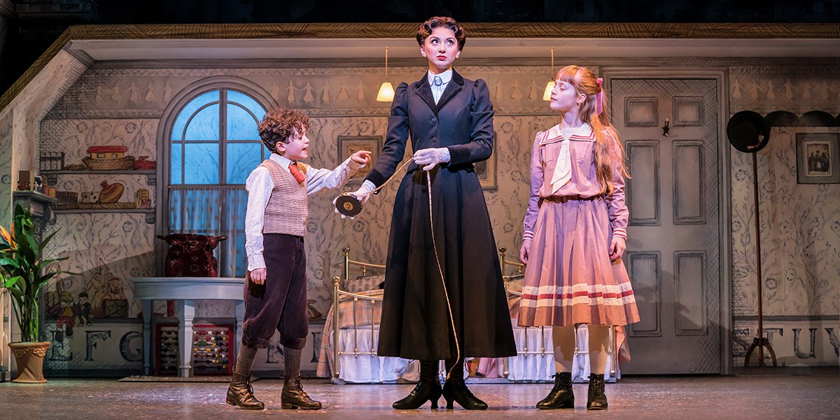 Zizi Strallen, and Children in Mary Poppins. Photo by Johan Persson.
