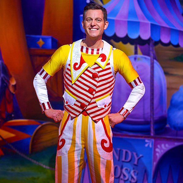 Matt Baker as Joey the Clown in Goldilocks and The Three Bears at The London Palladium. (Photo: Paul Coltas)