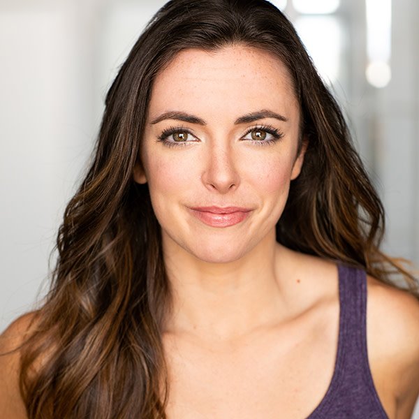 Desi Oakley Waitress mdkdsb