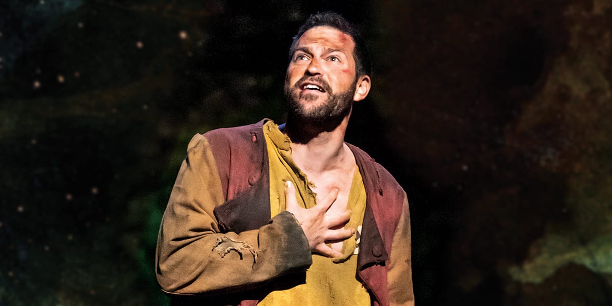 Jon Robyns as Jean Valjean in Les Mis. Photo by Michael Le Poer Trench.