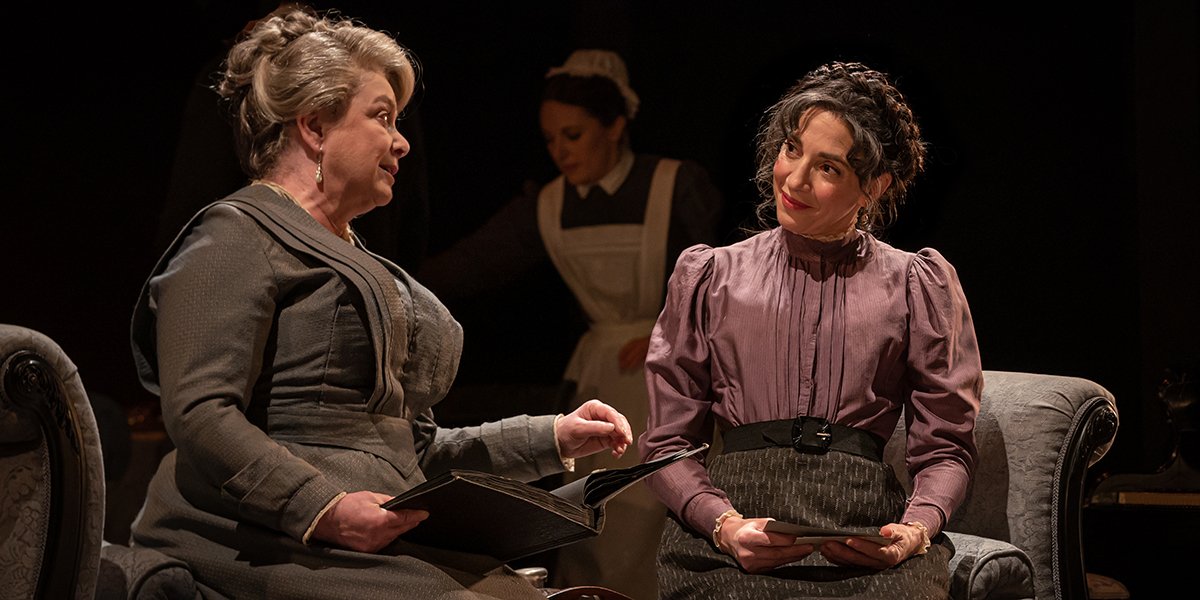 Caroline Gruber and Clara Francis in Leopoldstadt. Photo by Marc Brenner.