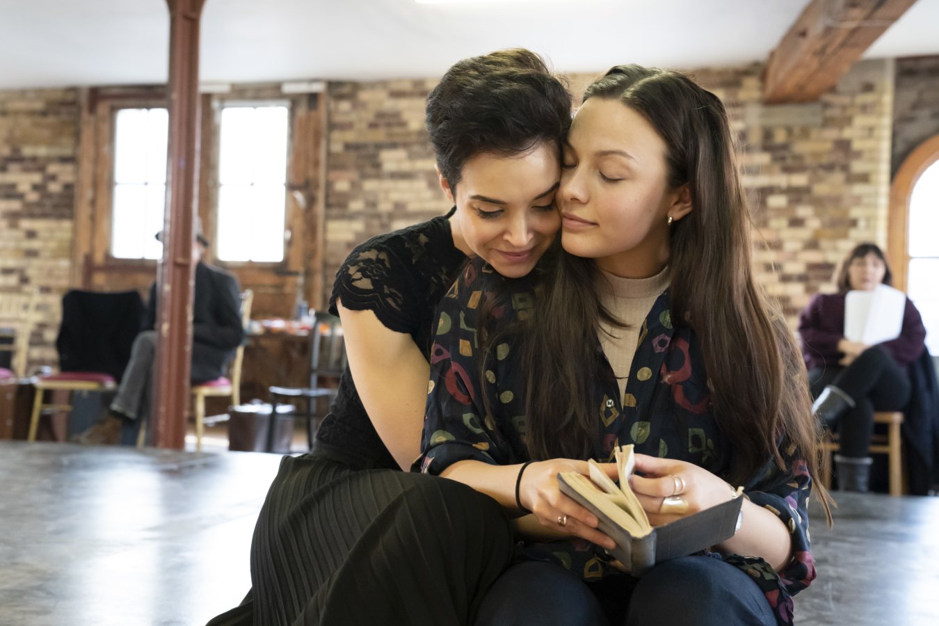 Alexandra Silber as The Middle Female and Molly Osborne as The Ingenue Female (Photo by Johan Persson)