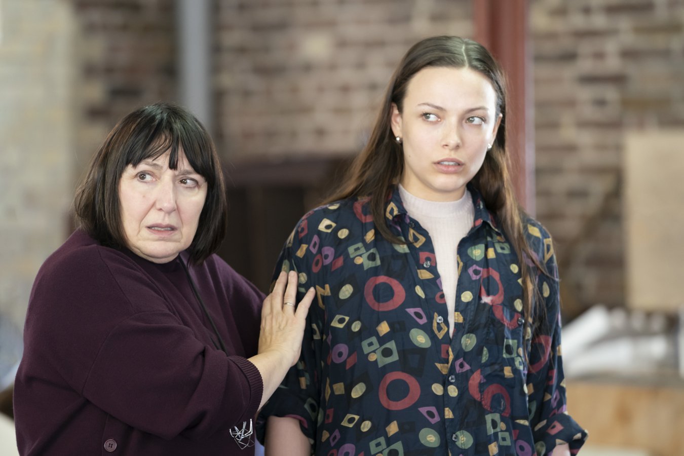 Beverley Klein as The Elder Female and Molly Osborne as The Ingenue Female (Photo by Johan Persson)