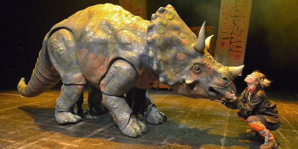 Dinosaur World Live