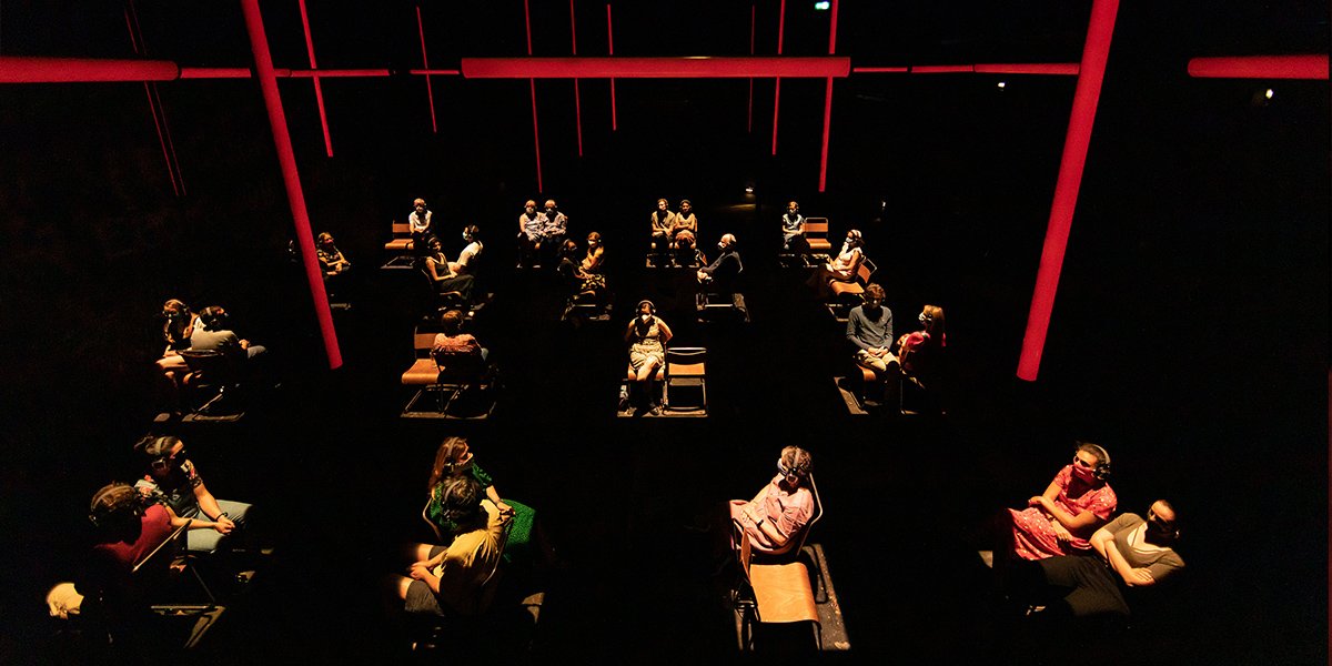 Blindness at the Donmar Warehouse. Photo by Helen Maybanks 14 utz74f