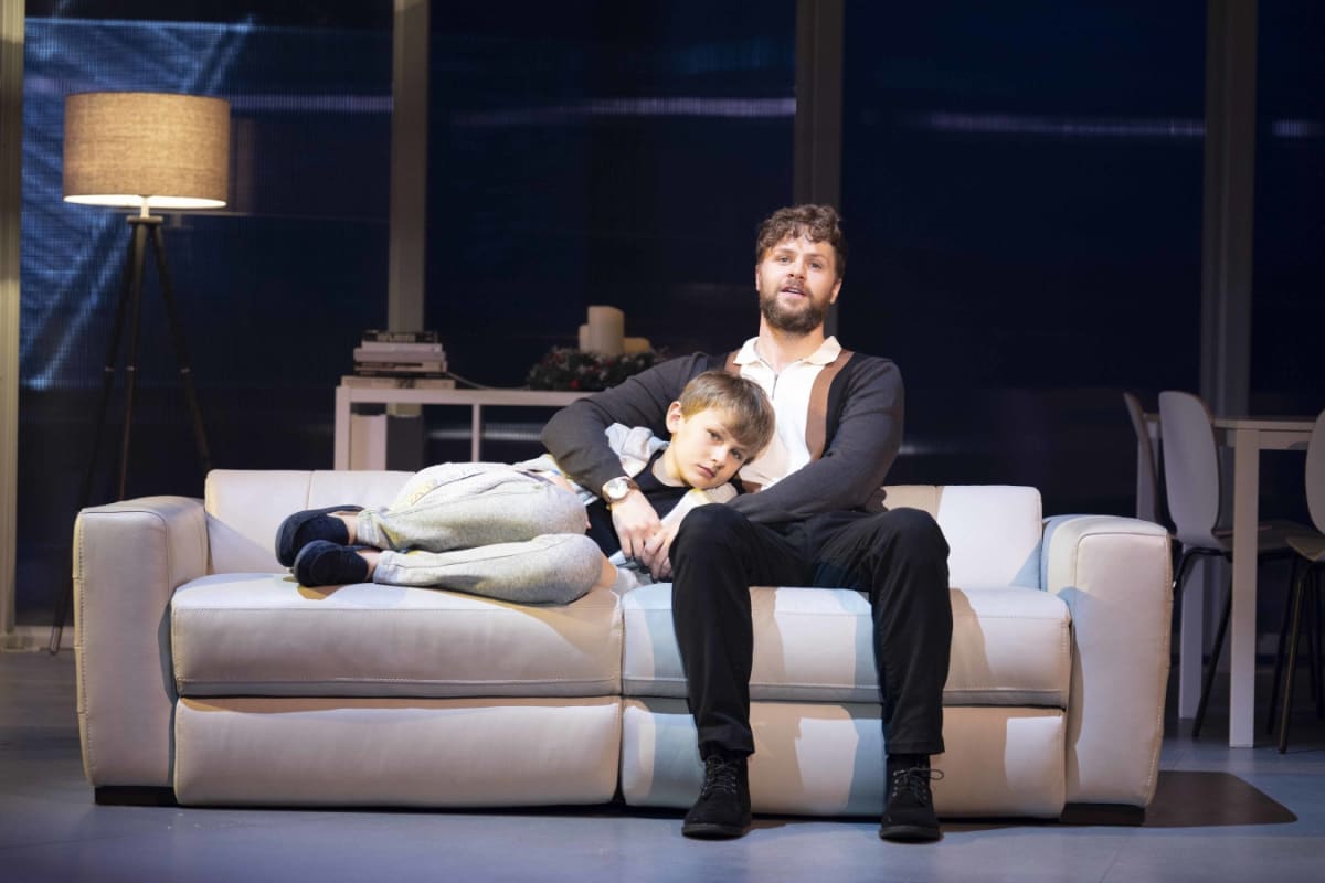 Jack Reynolds as Jonah Jay McGuiness as Sam in SLEEPLESS credit Alastair Muir oruz6m