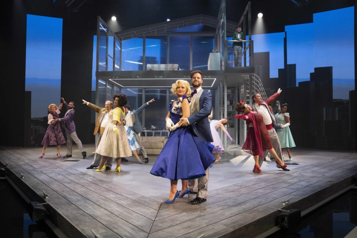 Cory English Tania Mathurin Kimberley Walsh Jay McGuiness Harriet Thorpe Daniel Casey in SLEEPLESS credit Alastair Muir ead3lb