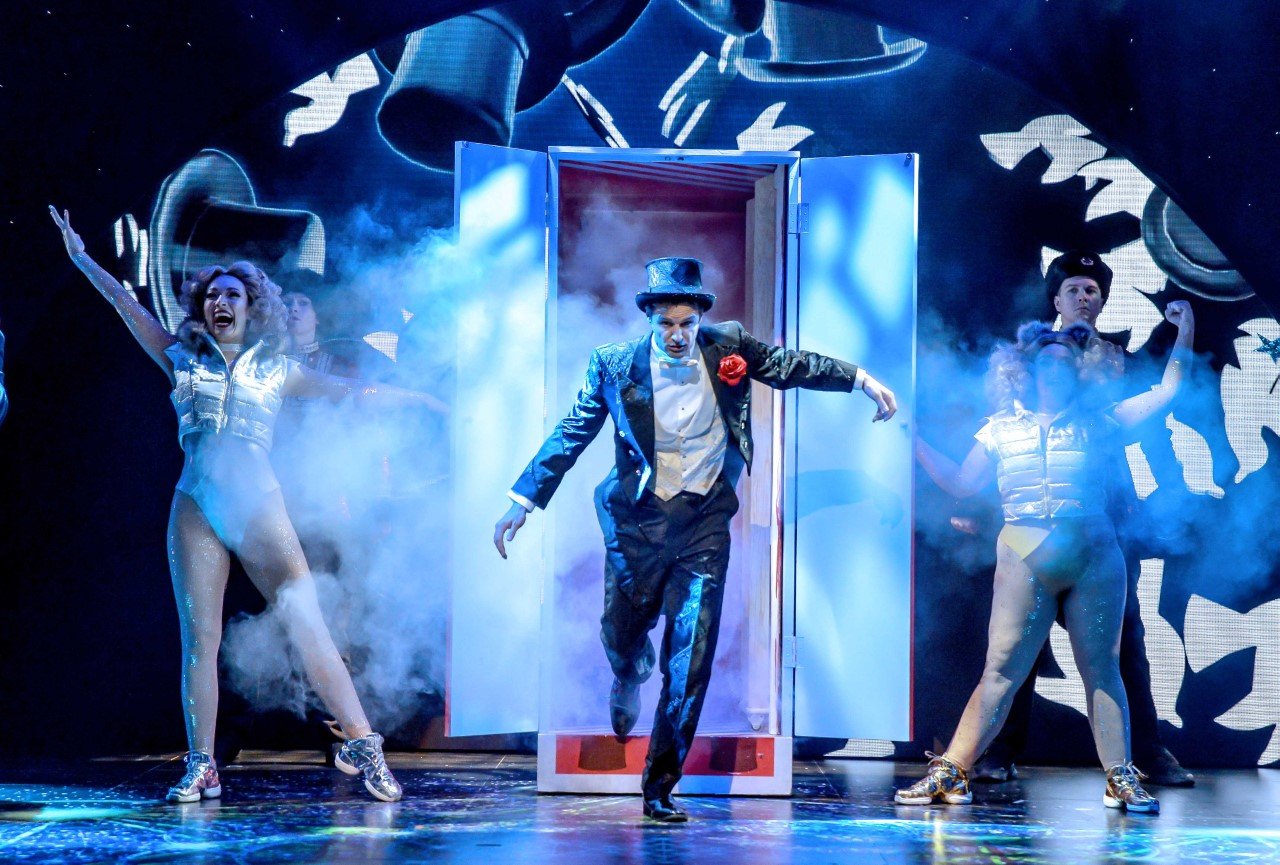 Magic Goes Wrong’s return to the West End postponed until October 2021