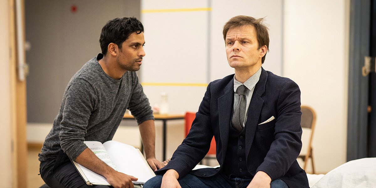 2x1 The Dumb Waiter Image 2 L R Shane Zaza Alec Newman Copyright Helen Maybanks qiedpg