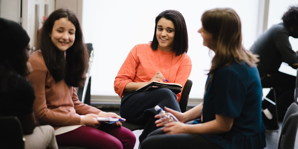 Ameena Hamid Tell Us In 10 wylp6d