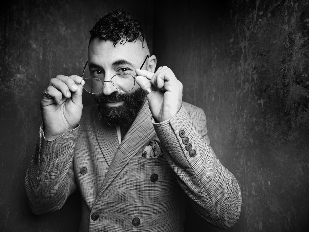 Roberto Surace Costume Designer for The Play That Goes Wrong at the Duchess Theatre c Rankin eyuyfn