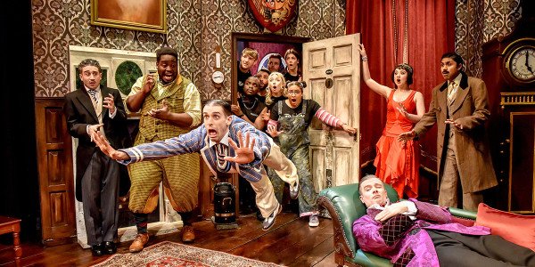 The Play That Goes Wrong, photo Robert Day