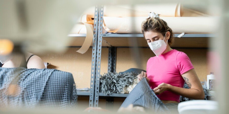 329861 Jim Henson s Creature Shop Behind the scenes shoot June 2022 2022 Web use r5ylh0