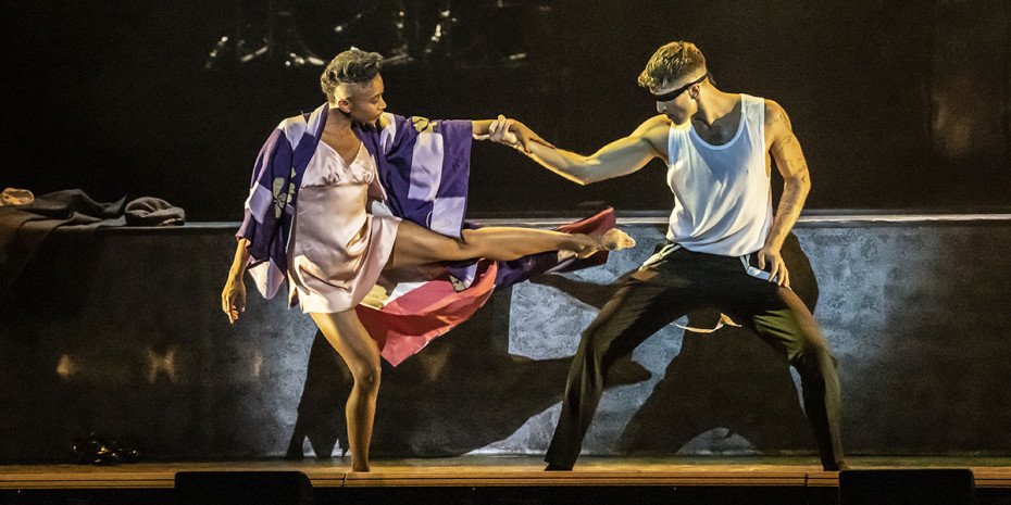 Grace Naya Lovell and Thomas Shelby Guillaume Qu%C3%A9au photo by Johan Persson os7ivo